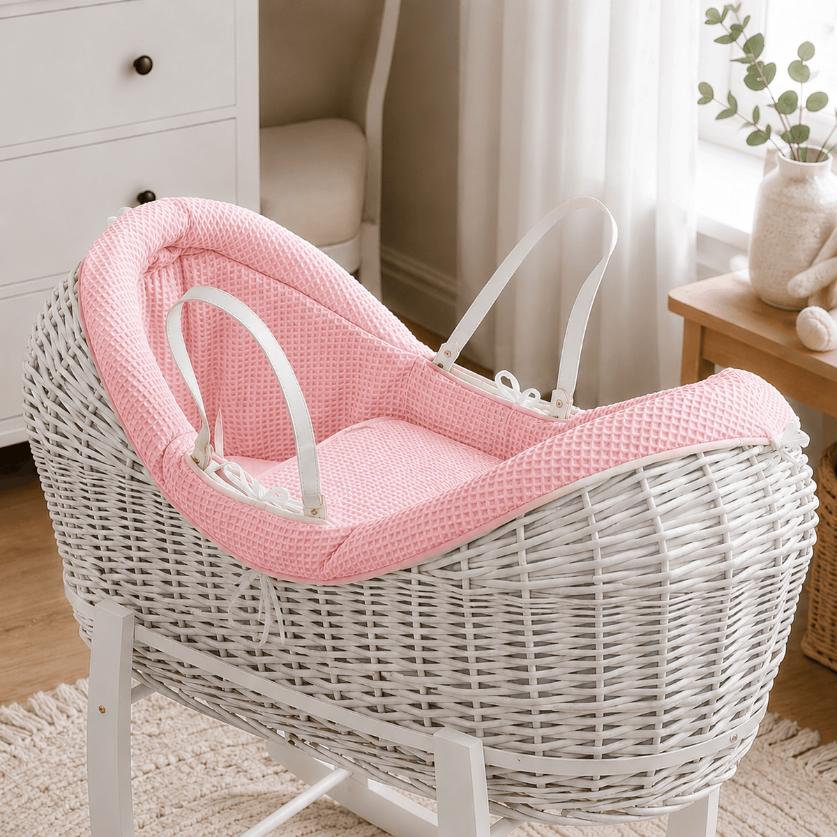 Wicker Deluxe Pod Baby Moses Basket With Stand