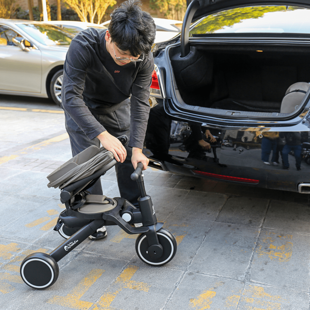 Foryourlittleone Xplor 6 in 1 Foldable Trike - Jet Black (10m-4y)